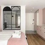 Apartment Rose With Bath By Oneapartments