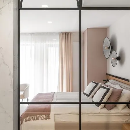 Rose With Bath By Oneapartments Appartement *