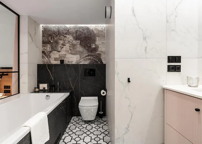 Rose With Bath By Oneapartments *